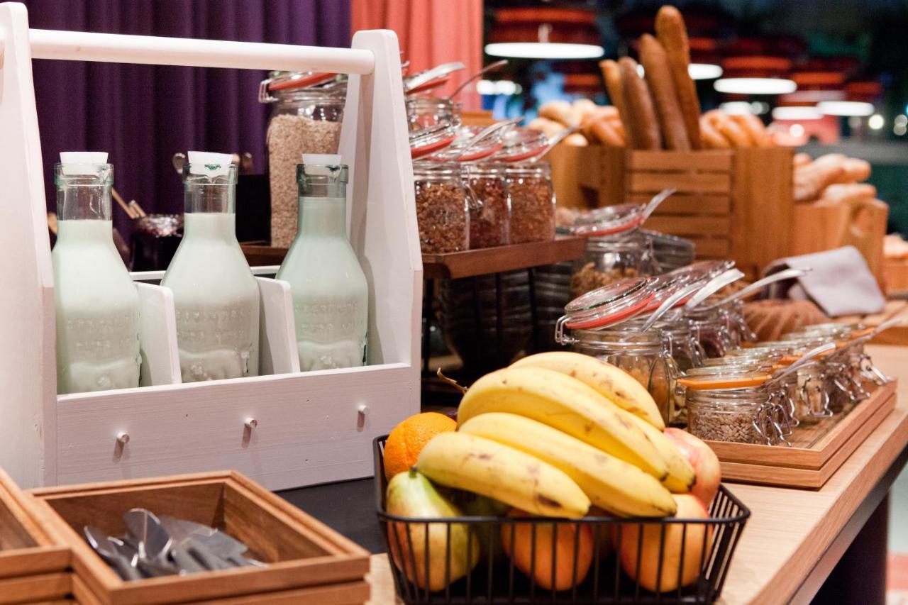 Hotel Indigo Vienna - Naschmarkt By Ihg Екстериор снимка