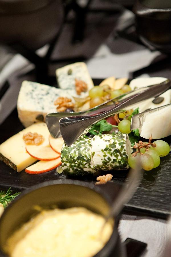 Hotel Indigo Vienna - Naschmarkt By Ihg Екстериор снимка