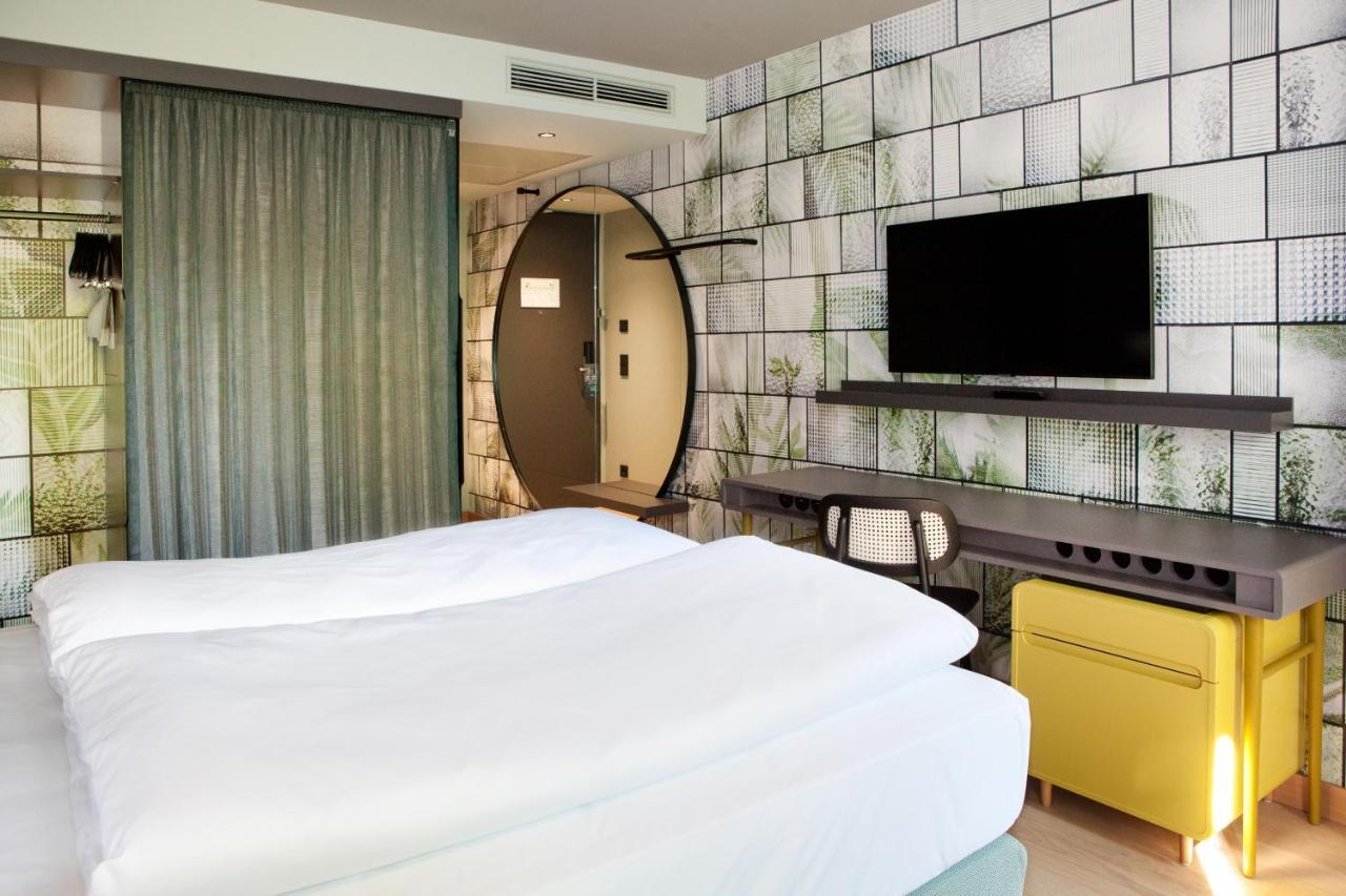Hotel Indigo Vienna - Naschmarkt By Ihg Екстериор снимка
