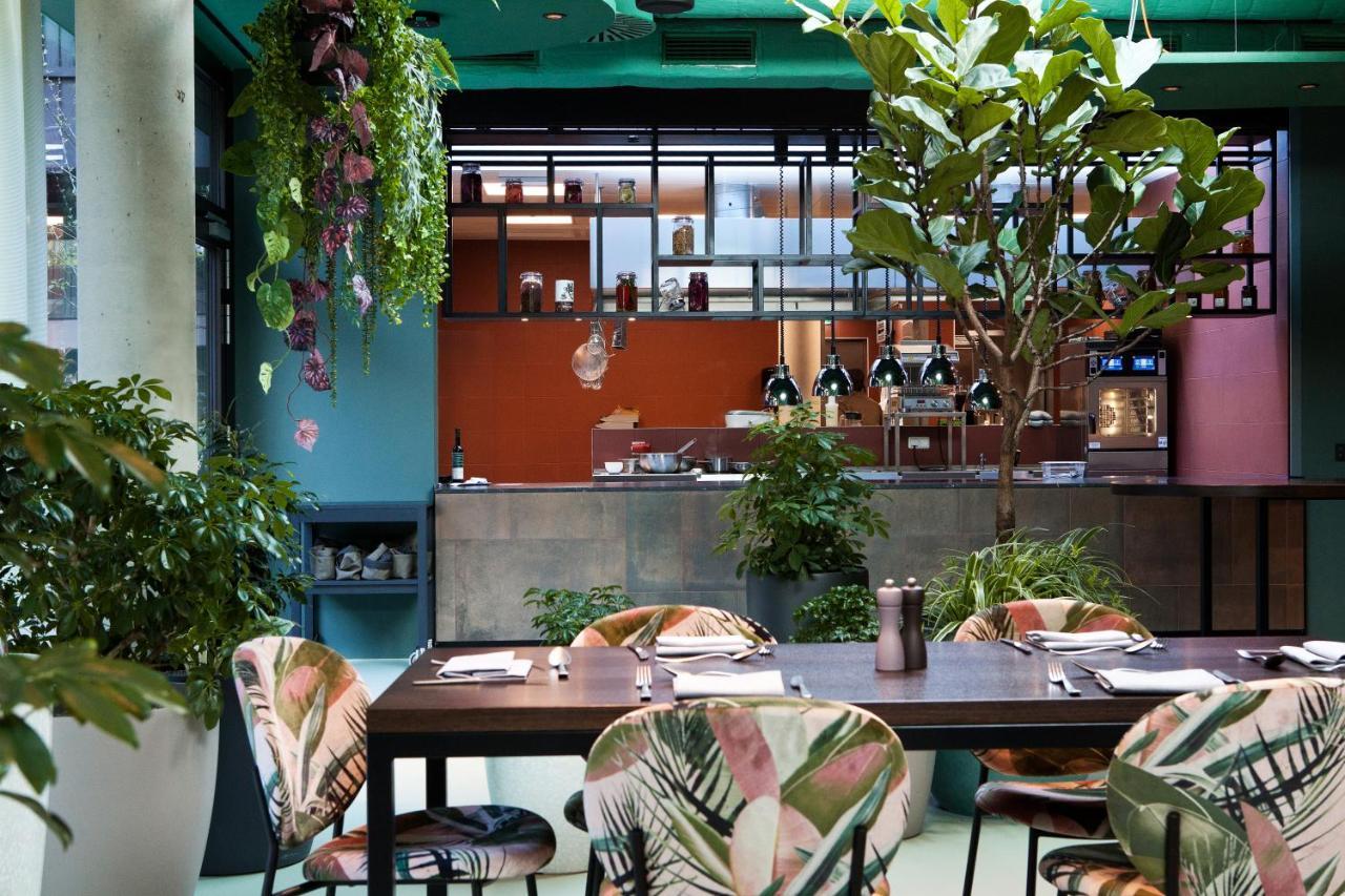 Hotel Indigo Vienna - Naschmarkt By Ihg Екстериор снимка