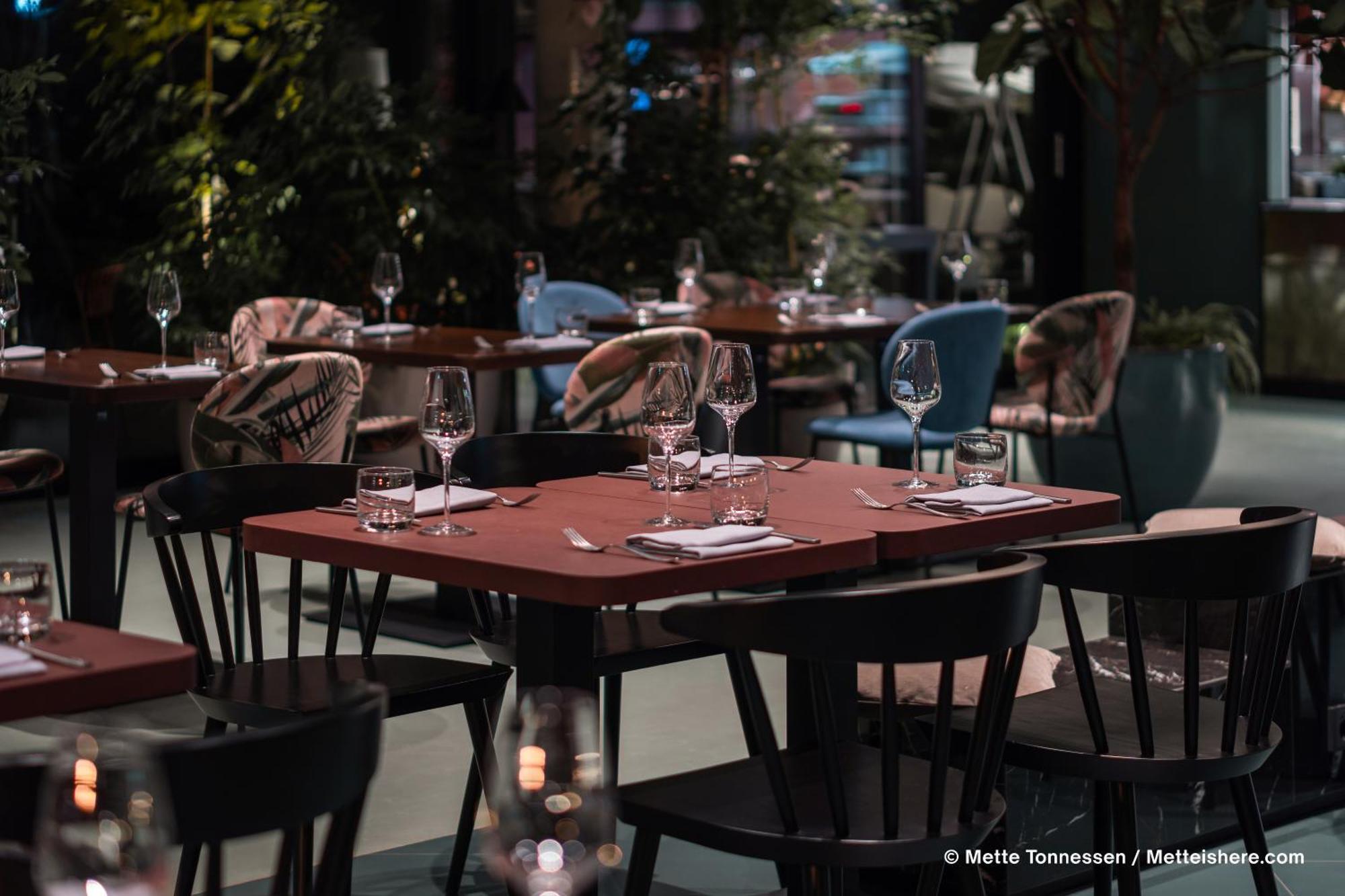 Hotel Indigo Vienna - Naschmarkt By Ihg Екстериор снимка